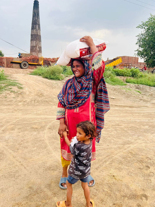 A mother and child supported in Pakistan